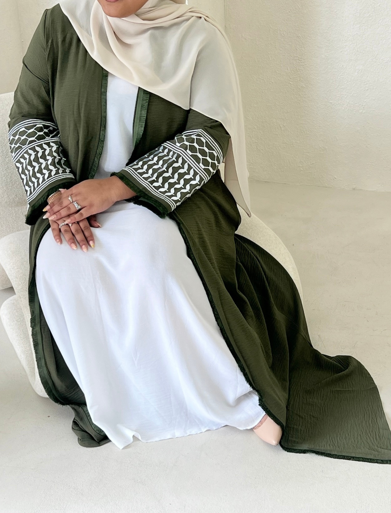 Keffiyeh Abaya - Olive